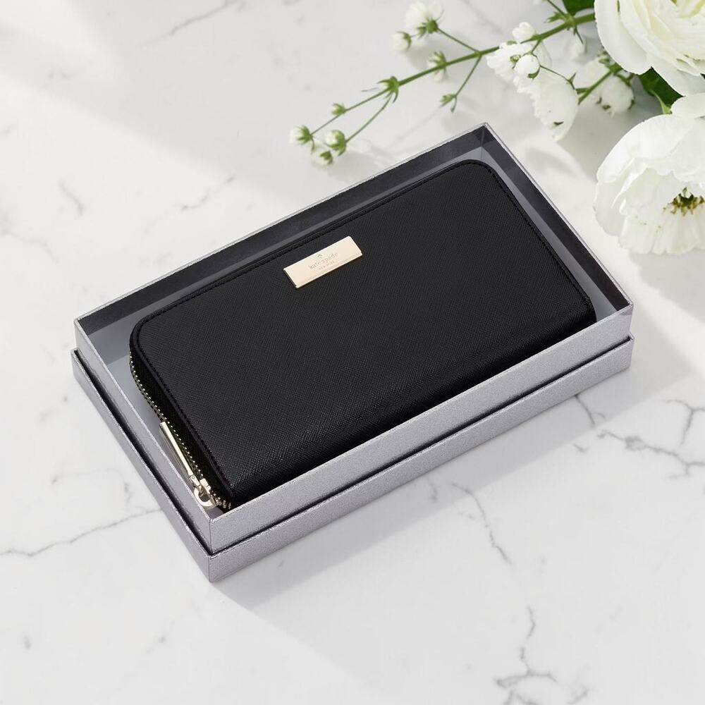Kate Spade Kenzie Boxed Large Continental Wallet in Black KK041